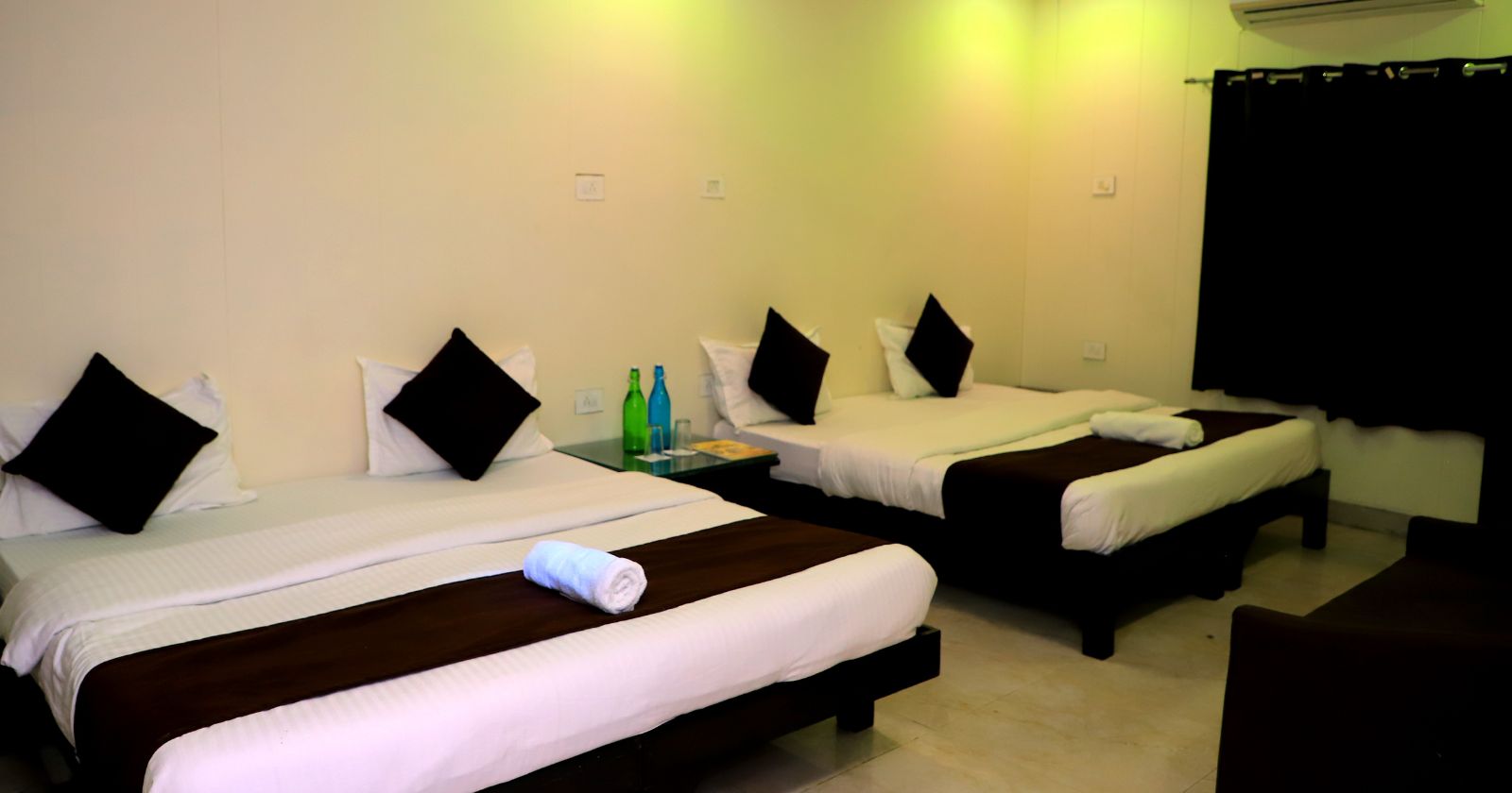 best hotels in Tapovan Rishikesh